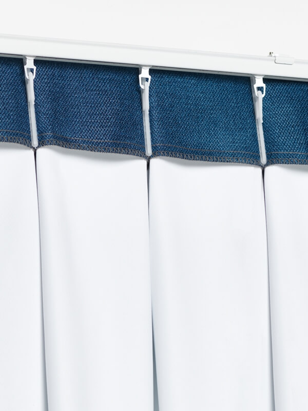 Manhattan Blauw 601