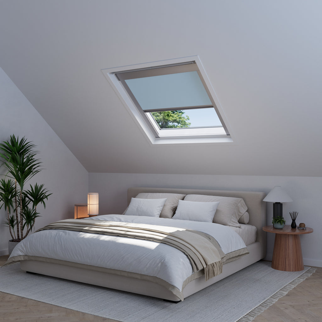 Dakraam rolgordijn Verduister Licht Blauw 5920 free sample