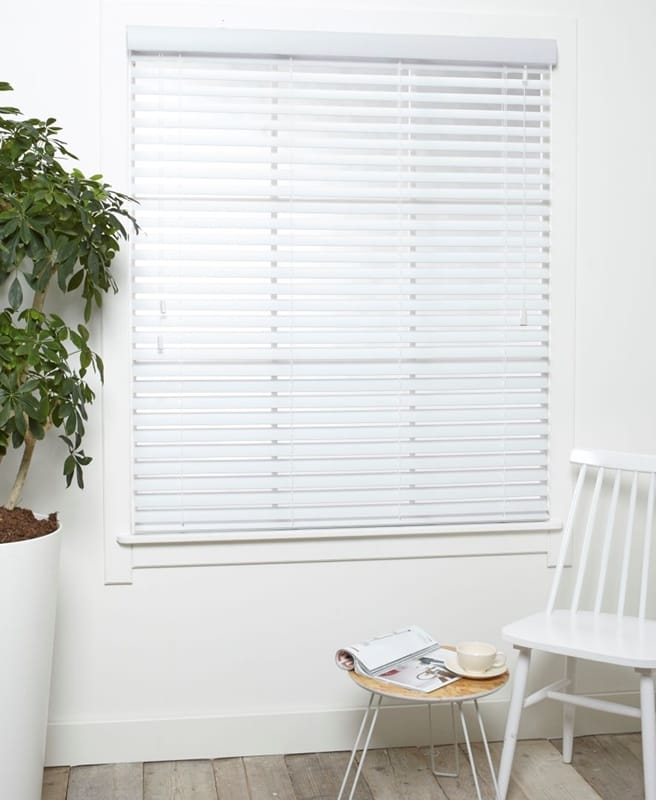 Pvc Jaloezie Wit Relief Afbeelding 1