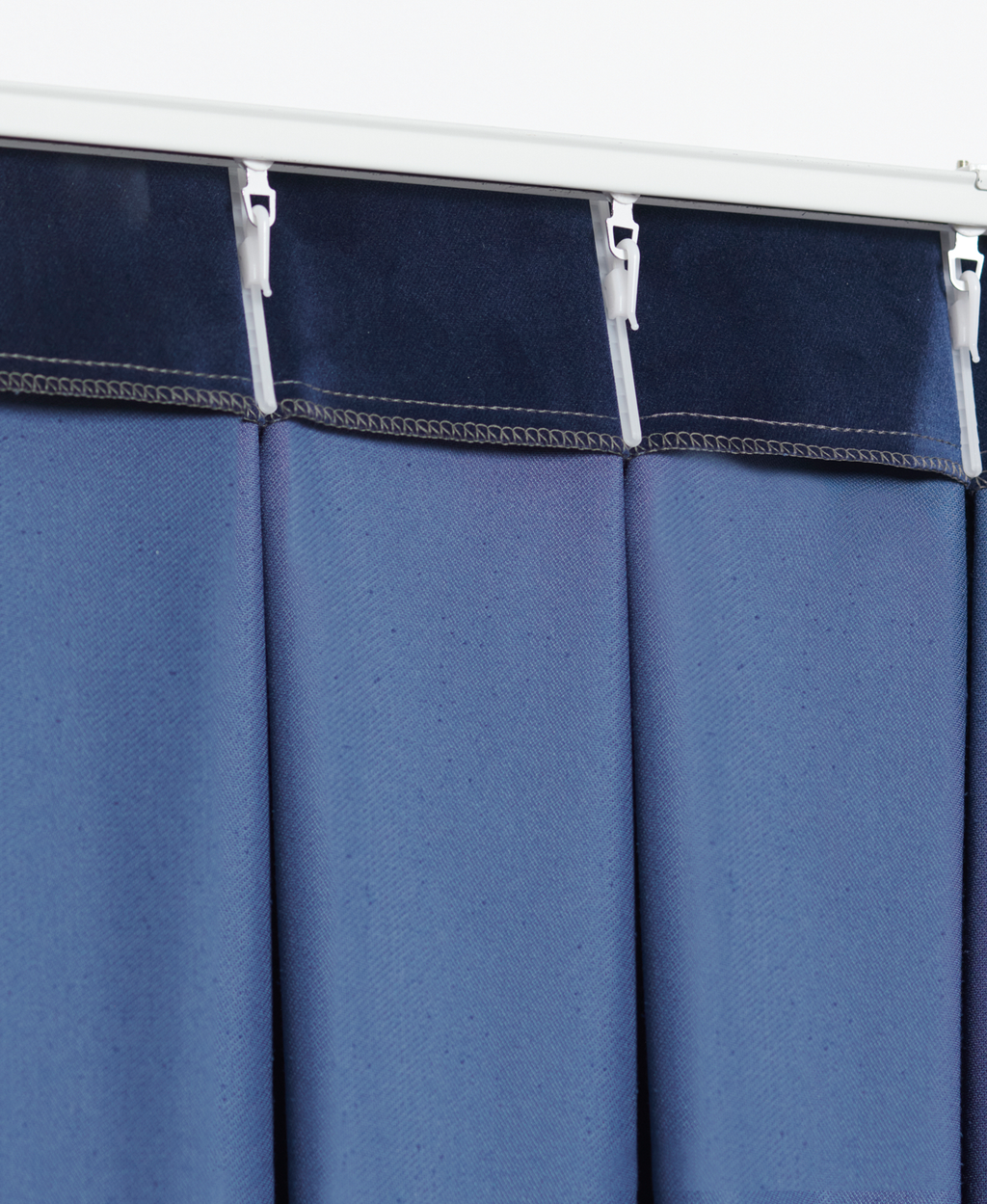 Luxury Velvet Blauw 606