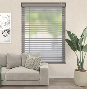 houten-jaloezieen-premium-warm-grijs